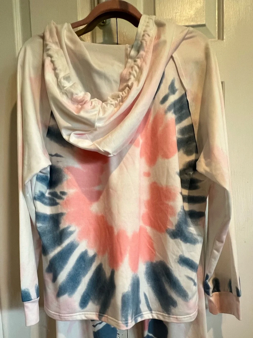 2Pc Tie-Dye Hoodie & Jogger Set in Pink and Blue - Picture 5 of 11